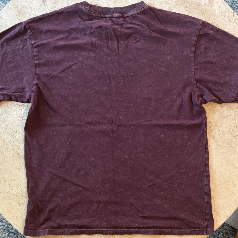 Aeropostale size Medium Men's Dark Purple‎ California Tee shirt